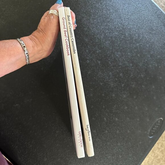 Taste of Home Ground Beef & Best of Country Casseroles Cookbooks Reiman Media - Picture 12 of 16